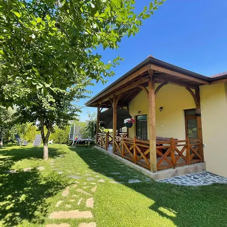 ヴィラ Marchini *